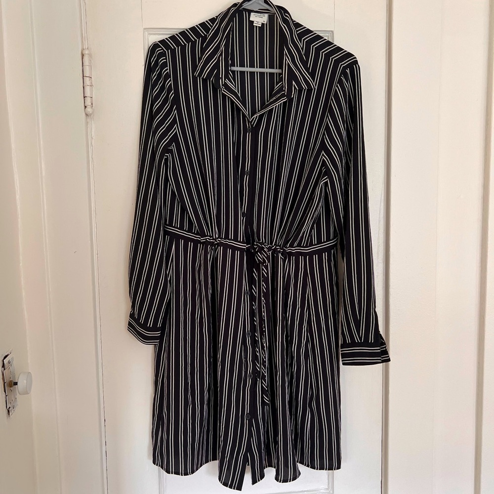 Jacqueline de Young Shirt Dress with draw string waist